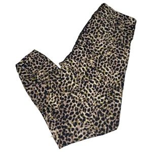 CALVIN KLEIN ✨ CK animal print/ cheetah print performance wick leggings